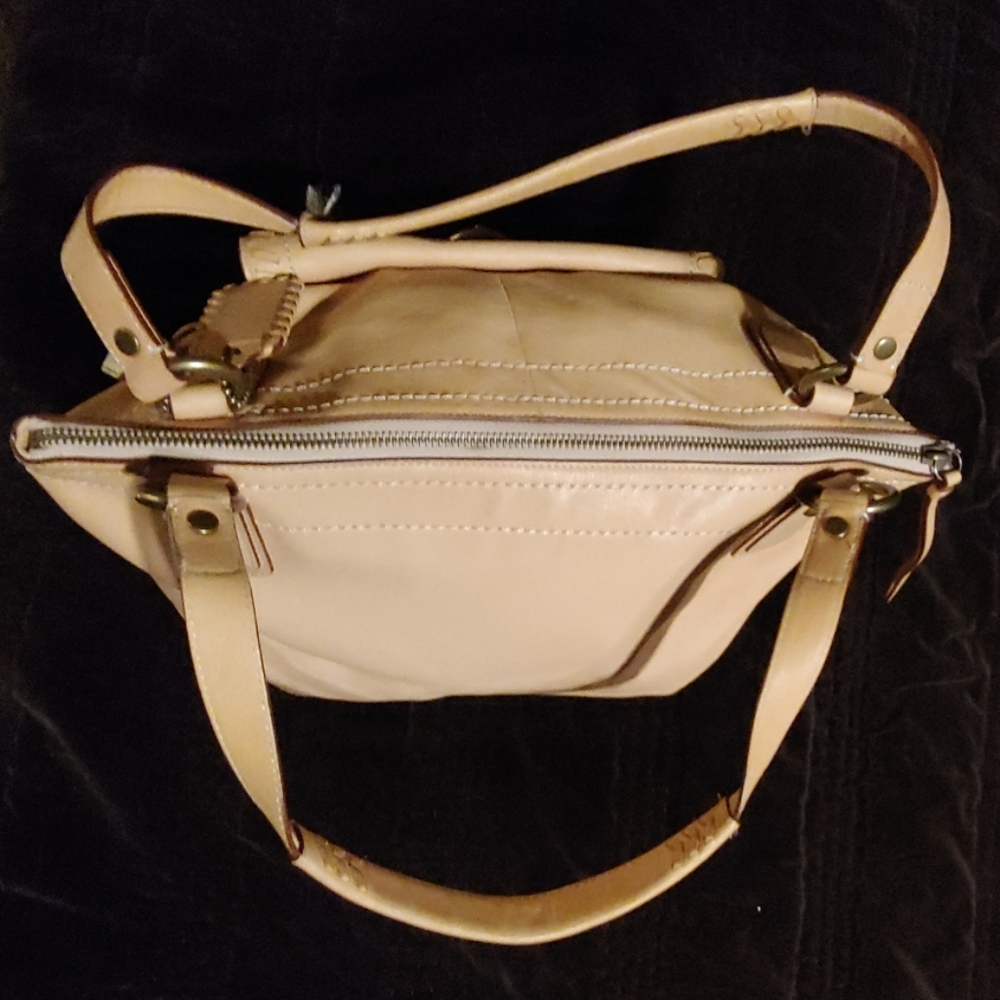 Coach purse - Picture 7 of 7